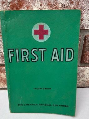 American Red Cross First Aid 4th Edition Vintage Softcover 26th Print 1967